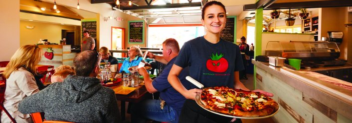 Your Guide to the Best Door County Pizza & Pizzerias 