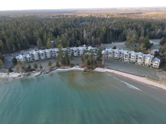 Glidden Lodge Beach Resort