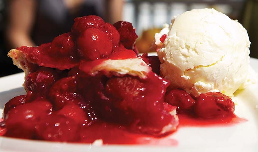 Cheery pie and ice cream